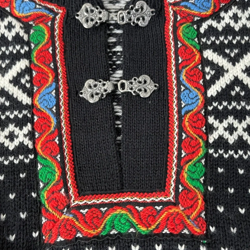 Nordstrikk Norway 100% Virgin Wool Nordic Sweater Men’s M Setesdal Pewter Clasps - Picture 3 of 7